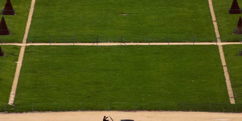 健康养生必修课：读懂防晒霜SPF与PA值，破解全年防晒的误区与真相